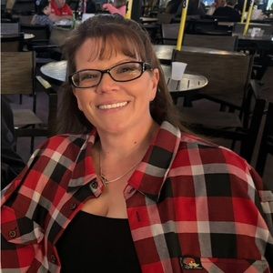 Meet your Posher, Tina